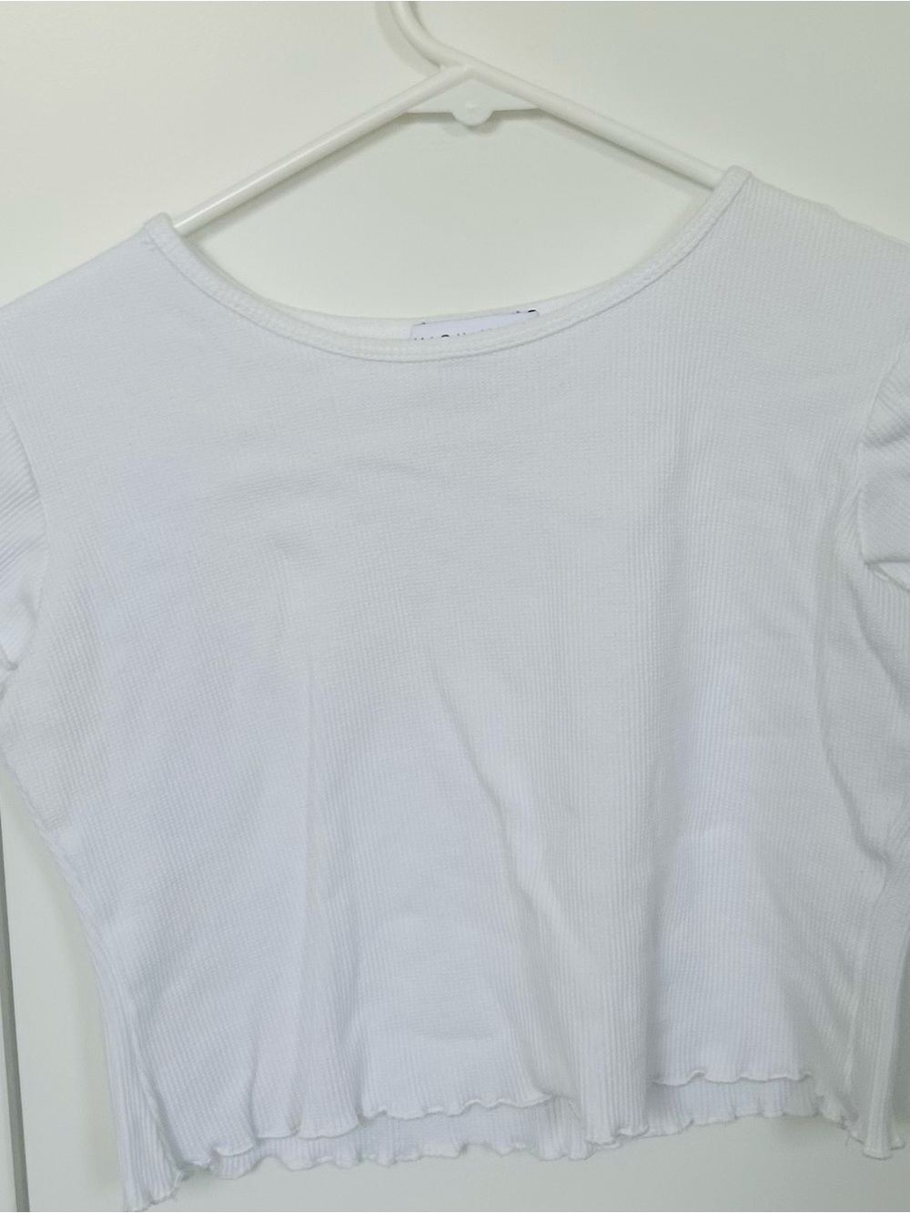 MIOU MUSE Waffle Knit Crop Top White Lettuce Ruffle Details - Picture 2 of 5